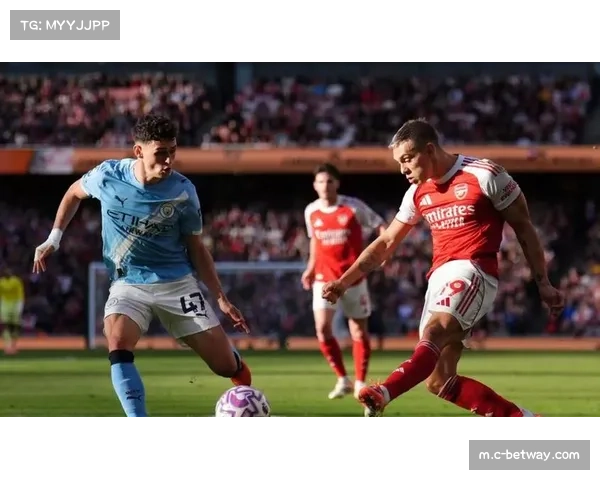 阿森纳迎战水晶宫，利物浦如曼城，枪手迎来绝佳争冠机会